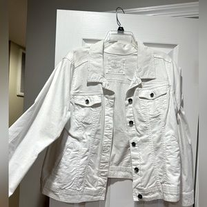 Never Worn Women’s White Denim Jacket